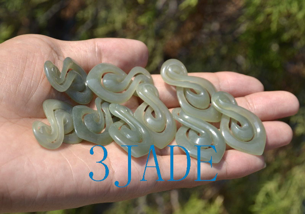 New Zealand Maori Style Natural Nephrite Jade Koru Twist Pendant -G012262