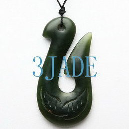 New Zealand Maori Style Natural Nephrite Jade Fish Hook Hei Pendant