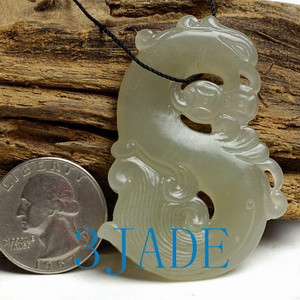 Natural Nephrite Jade Phoenix Pendant Chinese Tang Dynasty Style