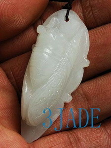 Natural Hetian Nephrite Jade Carving: Cicada Pendant w/ certificate