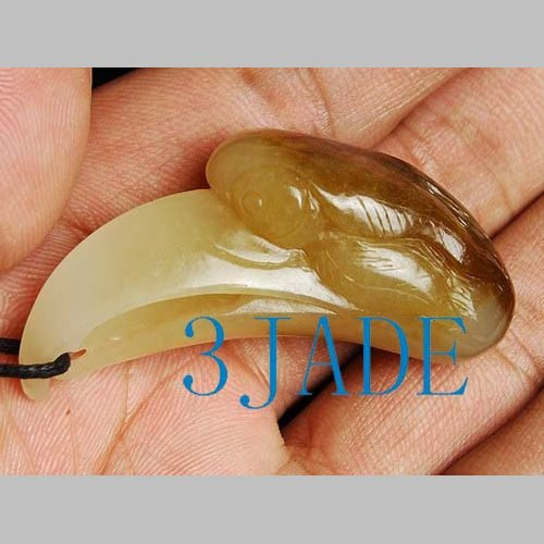 Hand Carved Natural Hetian Nephrite Jade Eagle Pendant / Carving -G020370