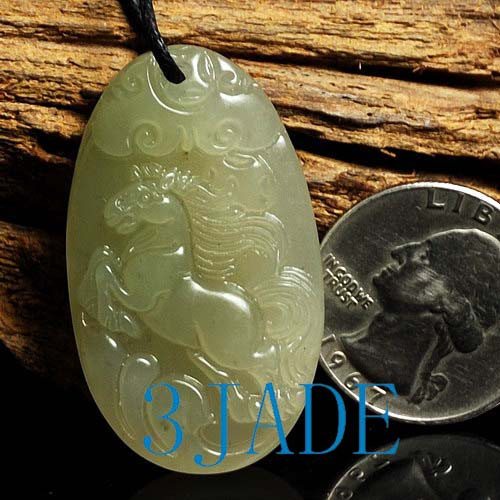 nephrite jade horse pendant