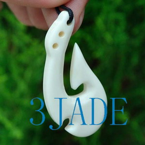 Hand Carved Bone Fish Hook Pendant New Zealand Maori Style Carving G029105