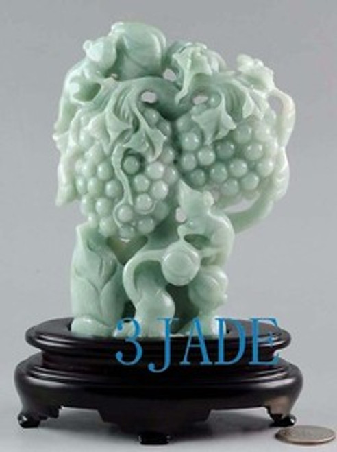 Natural Jadeite Jade Carving / Sculpture: Grape Statue