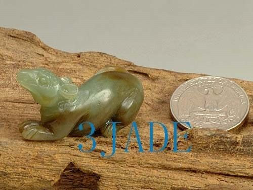 Hand Carved Natural Hetian Nephrite Jade Mouse Figurine J026050