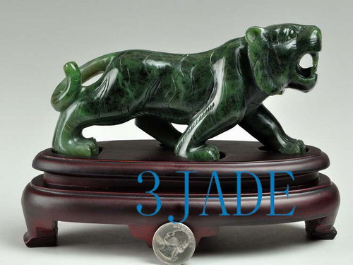 Natural Green Nephrite Jade Gemstone Tiger Statue / Carving / Sculpture