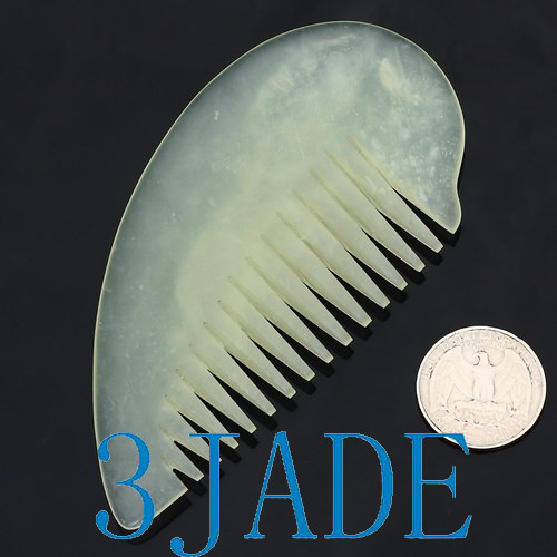 Hand carved Xiu jade comb