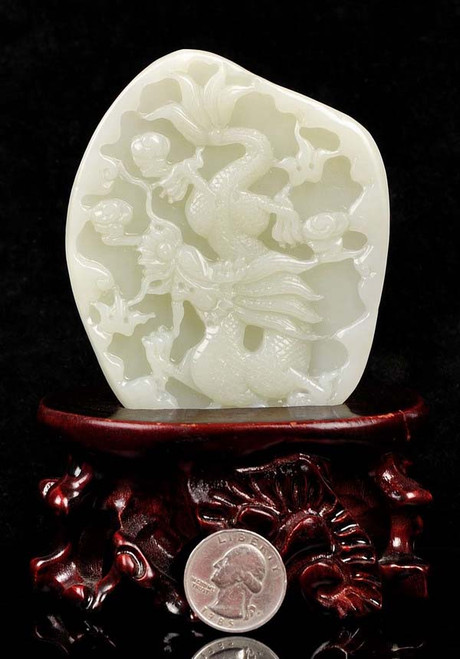 Hetian jade dragon statue