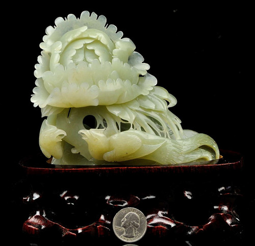 Nephrite Jade Bird Flower Statue