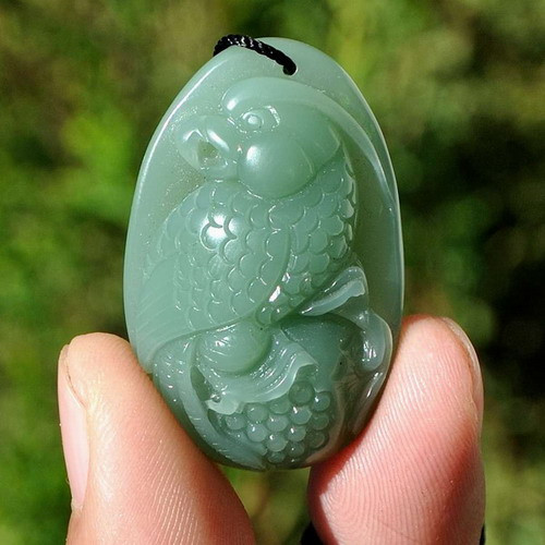 Jade bird pendant