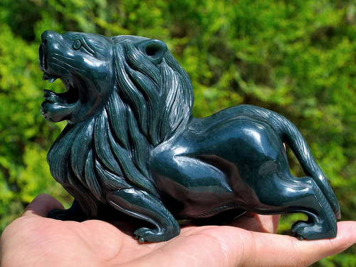 nephrite jade lion