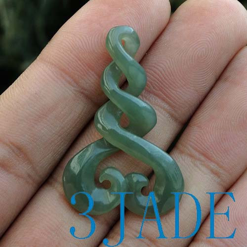 triple twist pendant