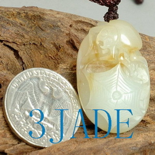 Hetian jade necklace