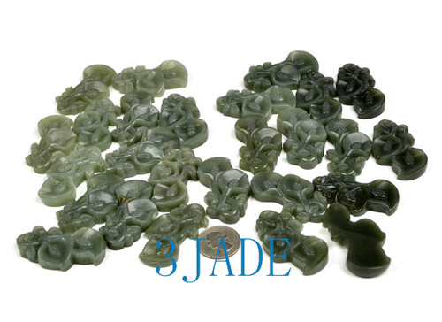 Natural Hetian Nephrite Jade Flower Pendant / Carving