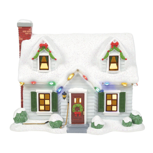 Peanuts Village Peppermint Patty's House 7" Tall