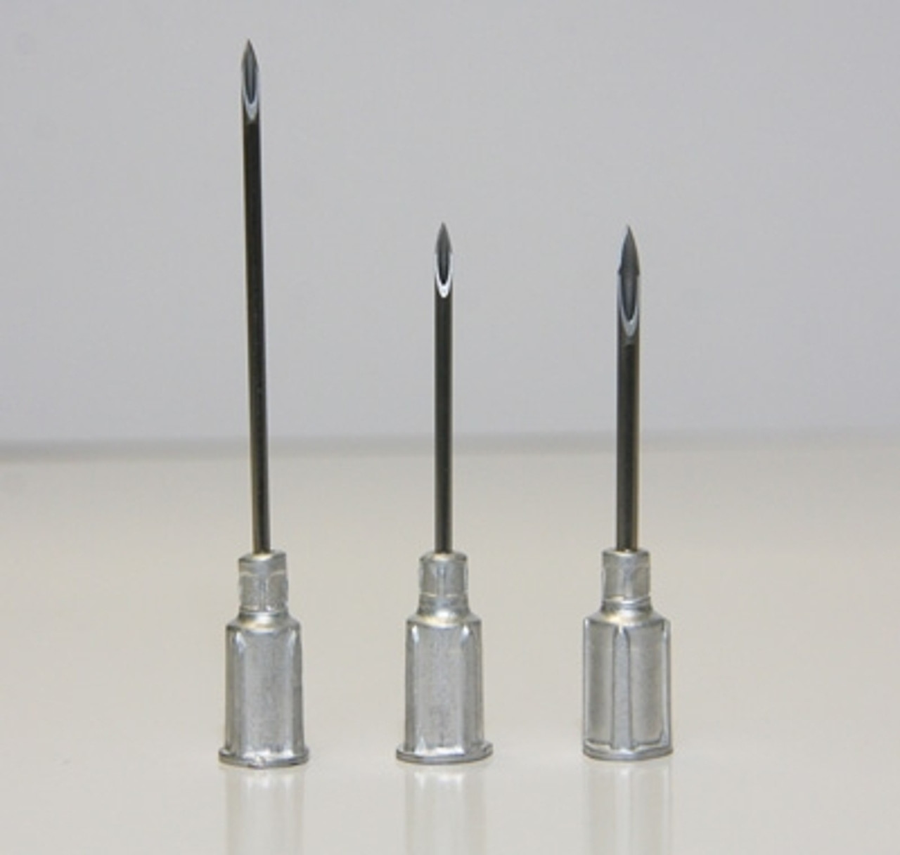 Aluminum hub 16 Gauge x 5/8 inch needles (box of 100) Hamby Dairy Supply