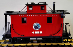 LGB 25301 Starter Set Lake George and Boulder Passenger set - Free