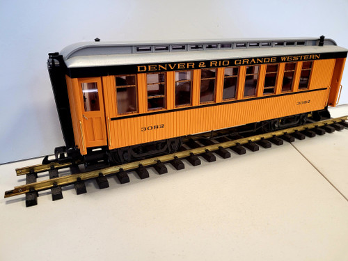 3082 LGB Denver and Rio Grande Western Passenger Car - Hamby Dairy