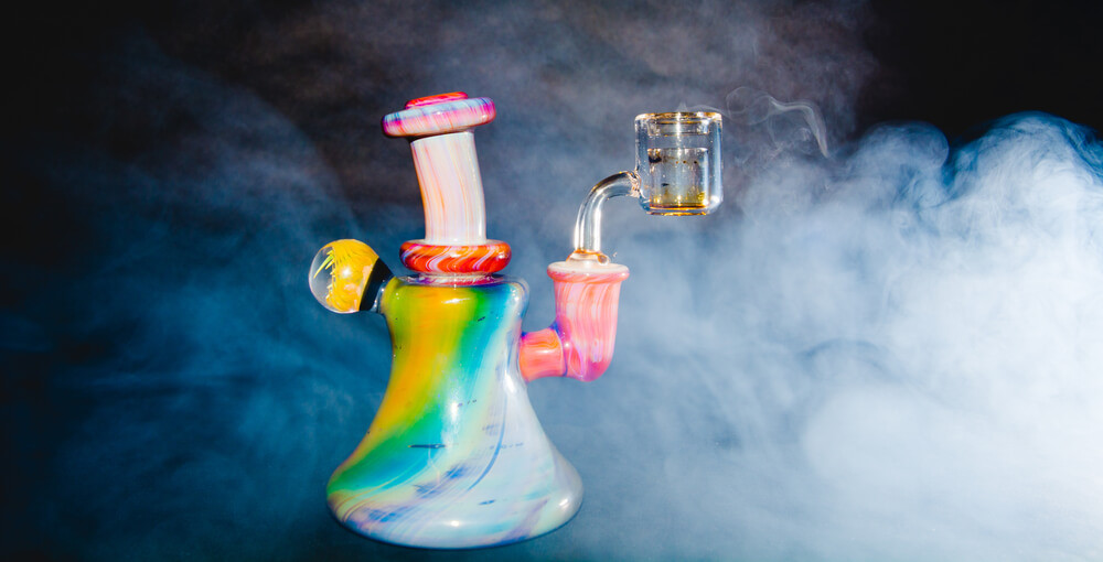 How Should Concentrates Smell When Dabbing with a Traditional Dab Rig?