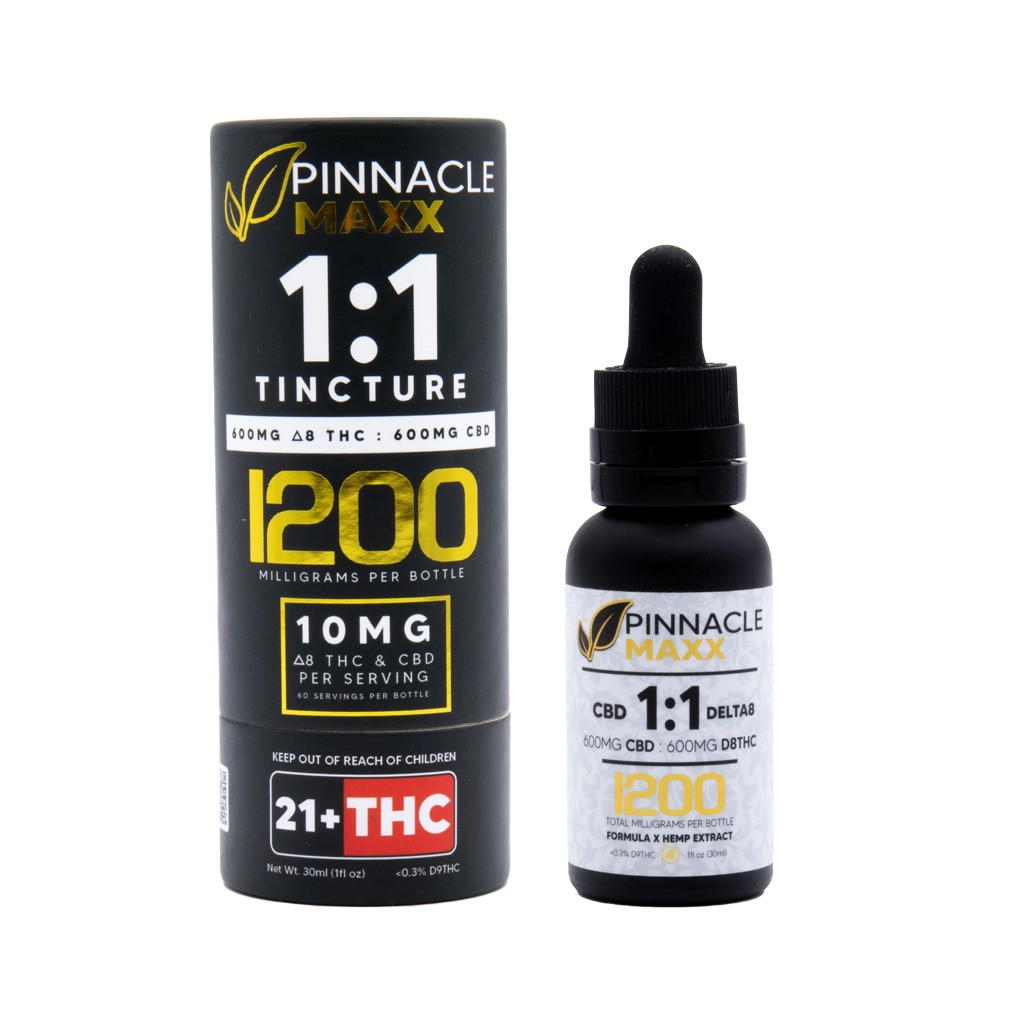 Pinnacle Hemp Maxx 1:1 Delta 8 THC + CBD Tincture - Calm Leaf