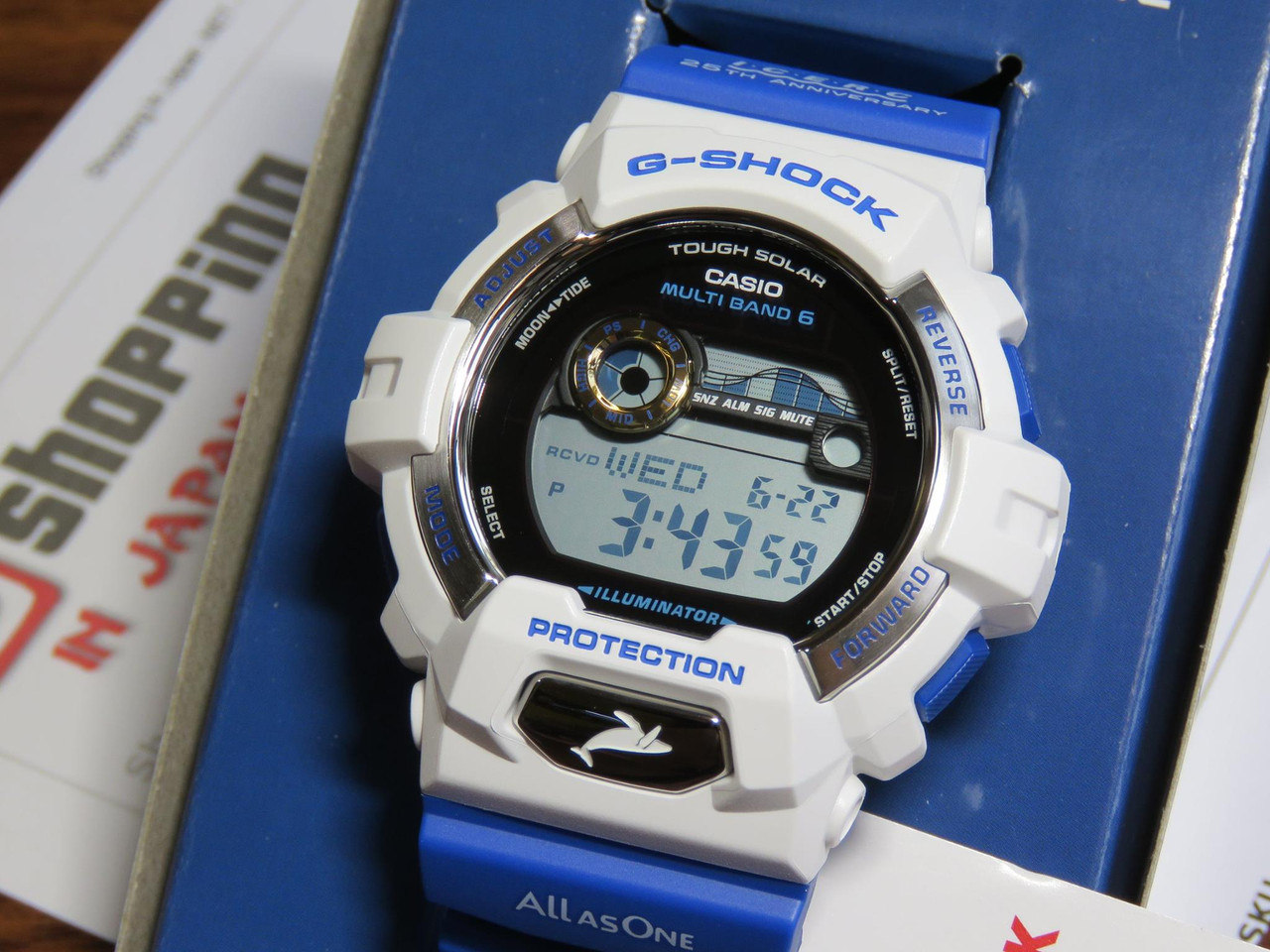 Casio Dolphin Whale Love the Sea and The Earth GWX-8903K-7JR