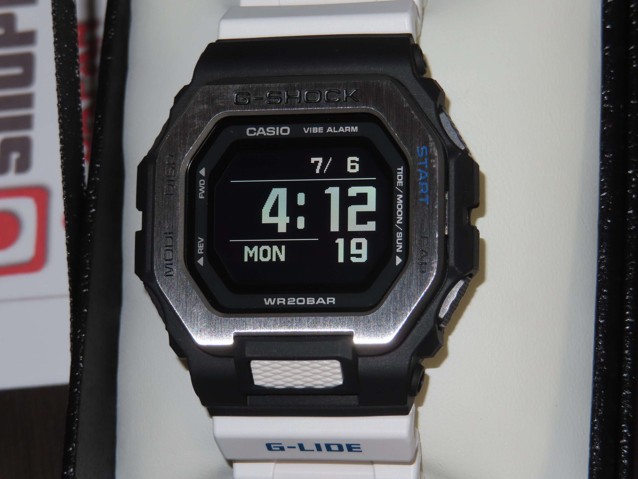 Casio G-lide White Surfing Tide Graph GBX-100-7JF