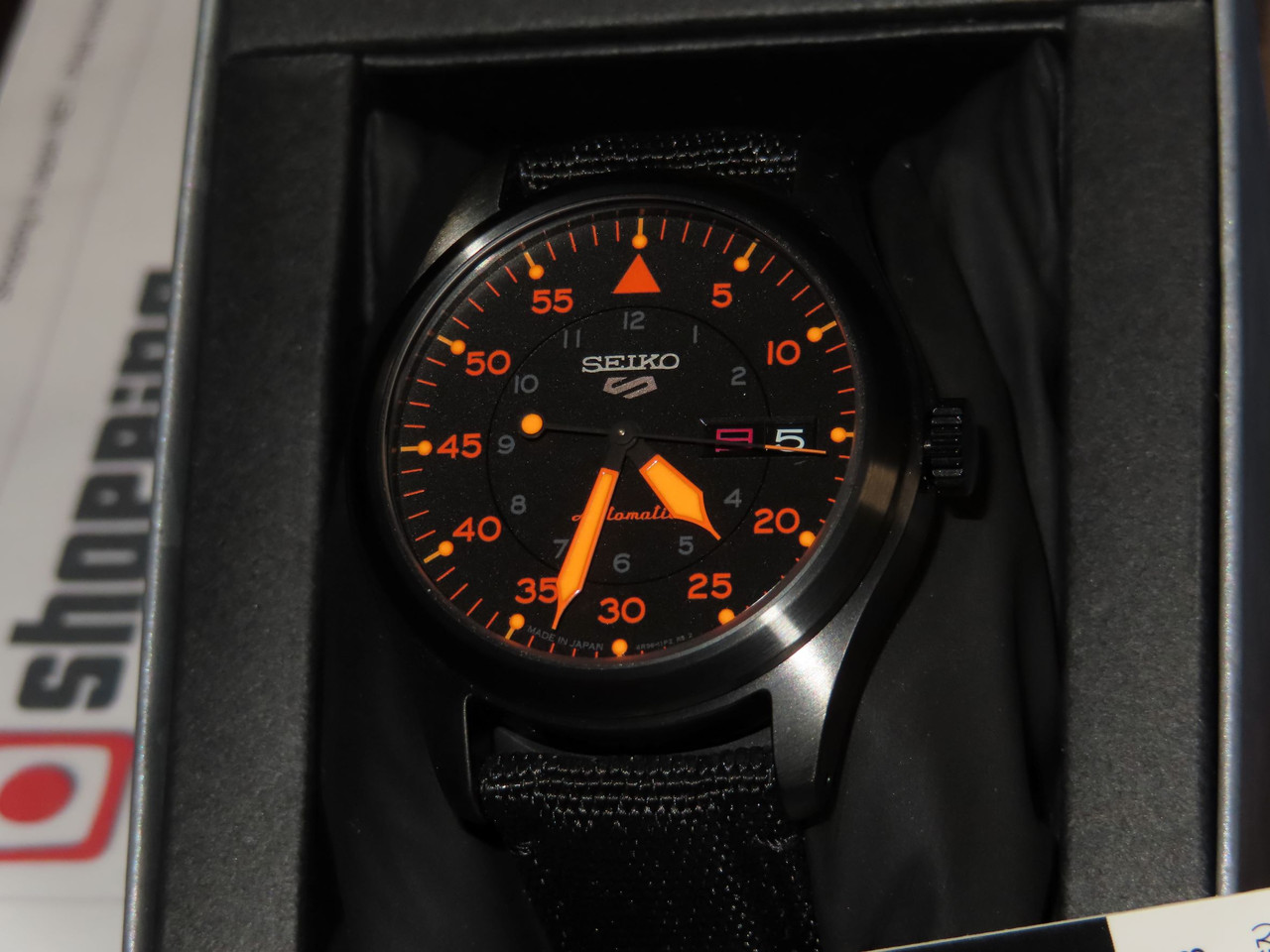 seiko 5 sports flieger