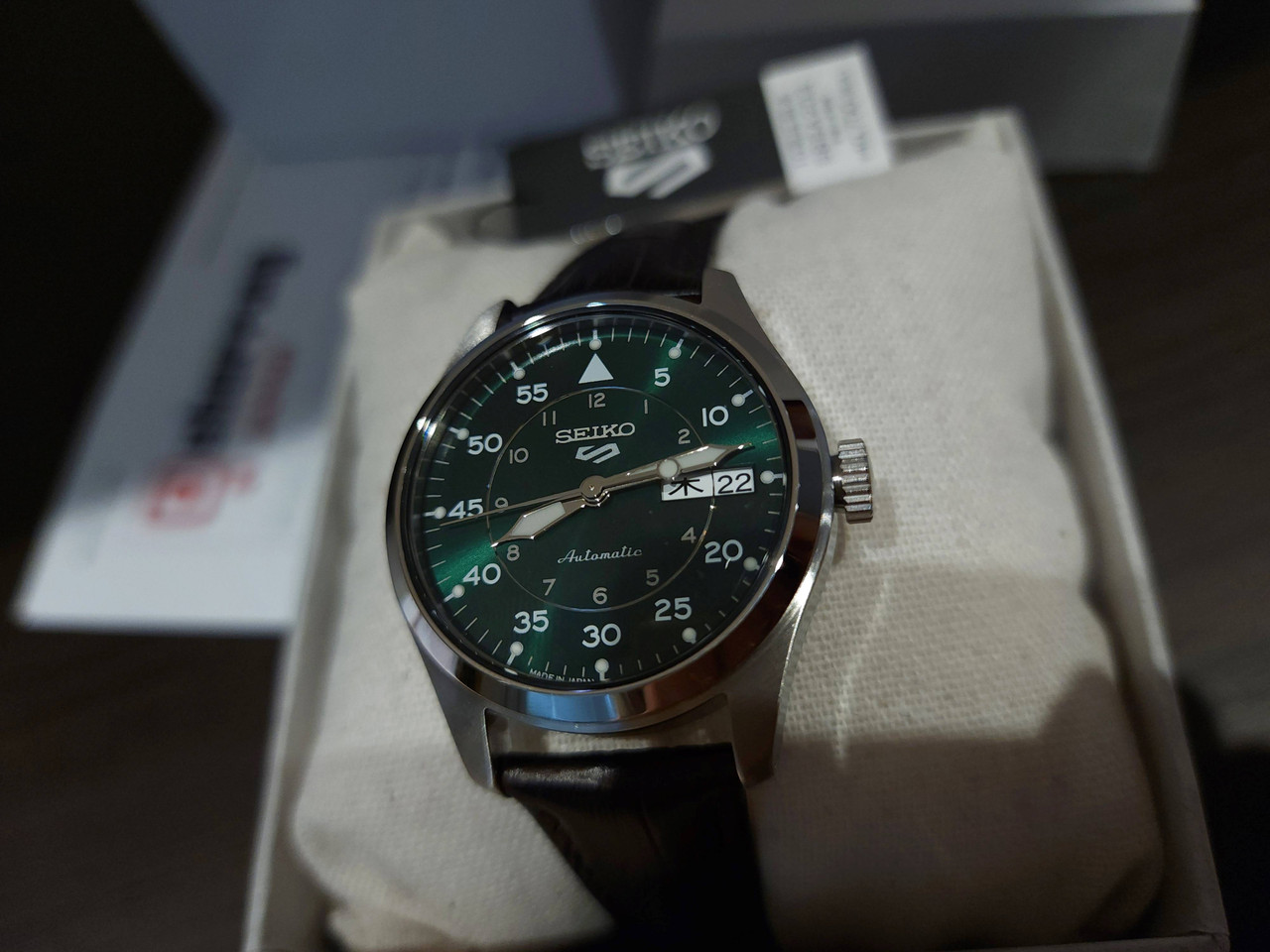 SRPJ89K1 | SBSA203 | Seiko 5 Field Military