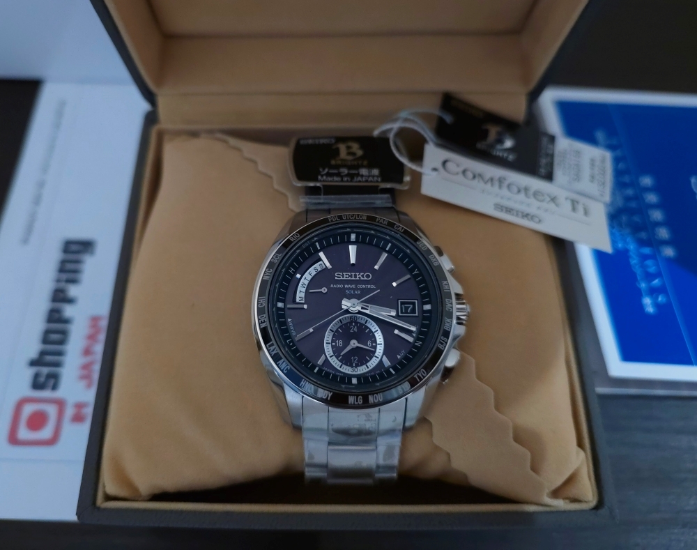 Seiko Brightz Radio Solar Comfortex Titanium SAGA159 - Shopping In