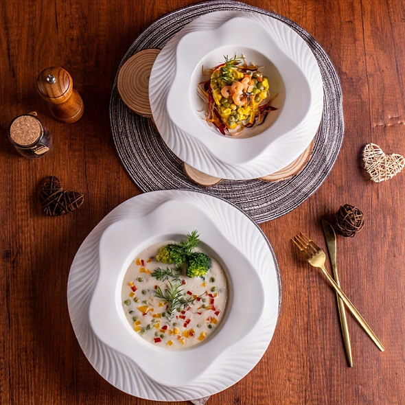 Chic Ceramic Serving Plates for Gourmet Desserts  25cm Diameter