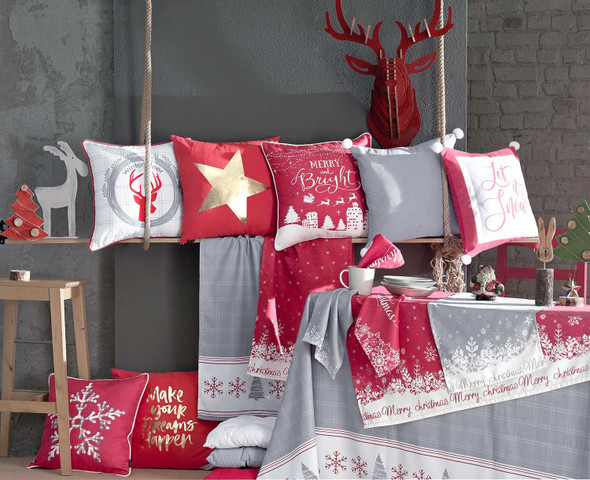 18inchesx18inches Red Printed Christmas Decorative Throw Pillow Cover