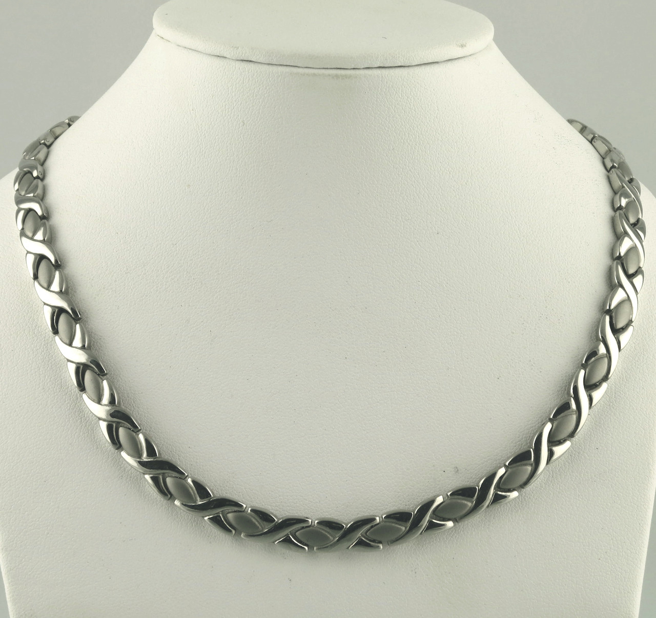 Stainless Magnetic Necklace - Oval X S