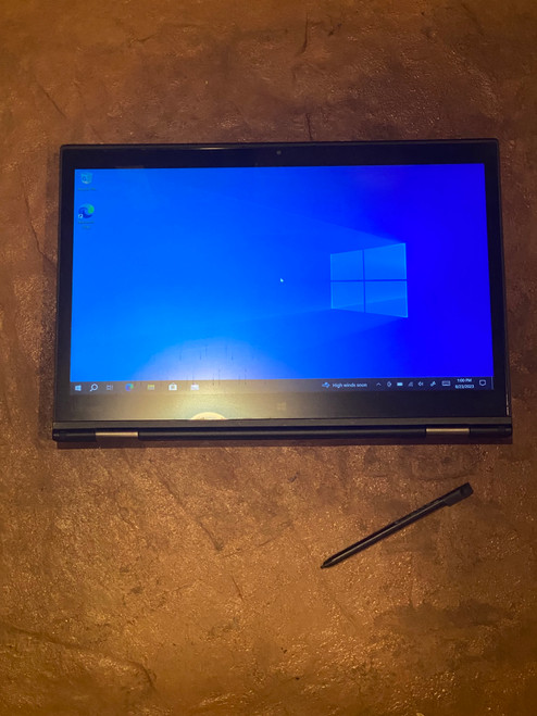 Lenovo Yoga x1 Thinkpad with Dockable Stylus Pen