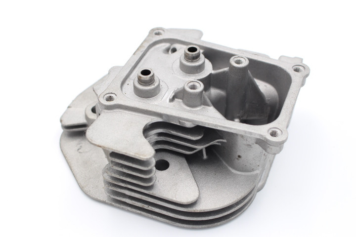 GENERAC ASSY CYLINDR HD GUIDES & SEATS 021705B