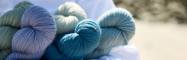 Rosy Green Wool | Big Merino Hug