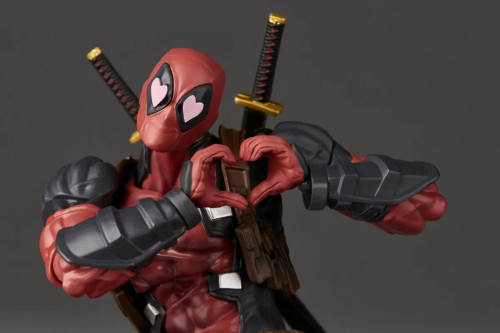 Kaiyodo Revoltech Amazing Yamaguchi "Deadpool" Deadpool Ver. 2.5 Action Figure www.HobbyGalaxy.com Kaiyodo Revoltech Amazing Yamaguchi "Deadpool" Deadpool Ver. 2.5 Action Figure www.HobbyGalaxy.com