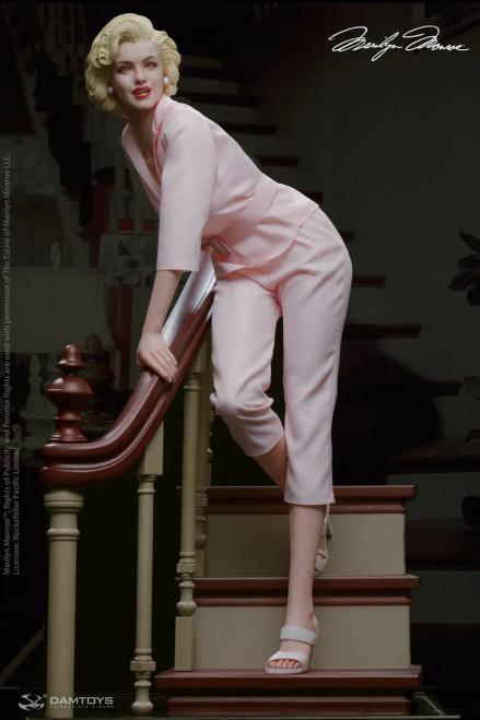 DAMTOYS Marilyn Monroe A Timeless Classic 1/6 Scale Statue www.HobbyGalaxy.com