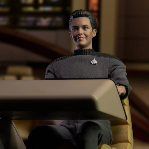 EXO-6 "Star Trek: The Next Generation" Wesley Crusher 1/6 Scale Action Figure www.HobbyGalaxy.com EXO-6 "Star Trek: The Next Generation" Wesley Crusher 1/6 Scale Action Figure www.HobbyGalaxy.com