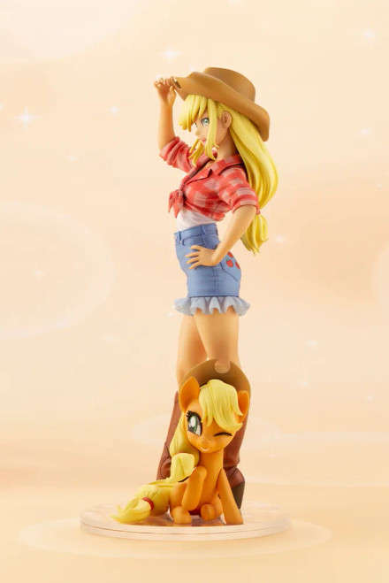 Kotobukiya "My Little Pony" Applejack Bishoujo 1/7 Scale PVC Figure www.HobbyGalaxy.com Kotobukiya "My Little Pony" Applejack Bishoujo 1/7 Scale PVC Figure www.HobbyGalaxy.com