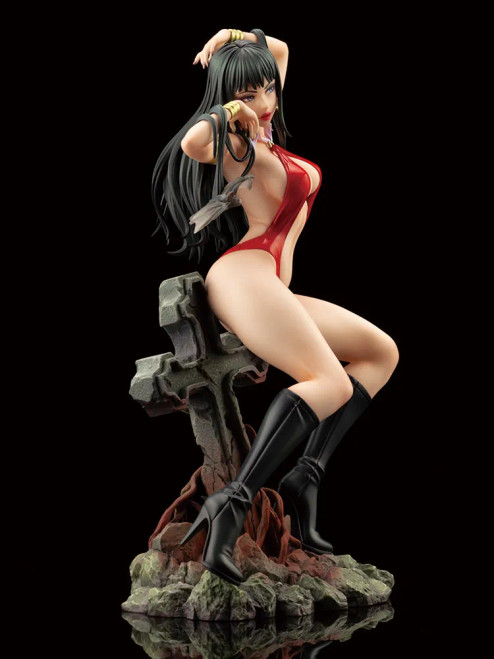 Kotobukiya Vampirella Bishoujo 1/7 Scale PVC Figure www.HobbyGalaxy.com Kotobukiya Vampirella Bishoujo 1/7 Scale PVC Figure www.HobbyGalaxy.com