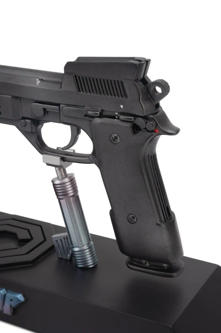 Hollywood Collectibles Group "RoboCop" Auto 9 Life-Size Prop Replica www.HobbyGalaxy.com