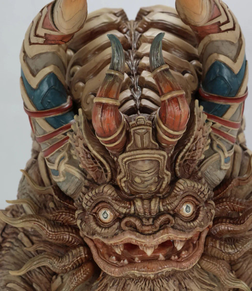 ACRO TAKEYA x Kaiju Remix Series - "Ultraman" Miclas Vinyl Collectible Figure www.HobbyGalaxy.com