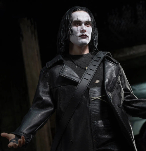 Infinite Statue x Kaustic Plastik The Maestro Line "The Crow" Eric Draven 1/6 Scale Action Figure Standard Edition www.HobbyGalaxy.com