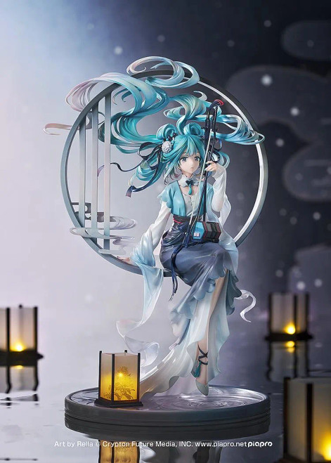 Good Smile Company VOCALOID: Hatsune Miku Han Gong Qiu Yue Ver. 1/7 Scale Figure www.HobbyGalaxy.com