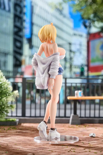 Shop the ASCENDIA Sophia F. Shirring Tube Top Ver. Bonus Edition 1/6 Scale Figure by Nadare Takamine at HobbyGalaxy.com. . Premium detailing for serious collectors.