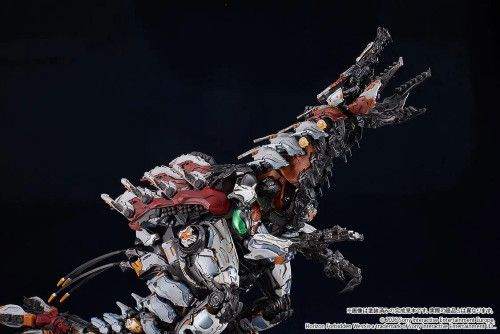 Build the Good Smile Company MODEROID “Horizon Forbidden West” Slaughterspine Model Kit from HobbyGalaxy.com  — a highly detailed mechanical kit capturing the iconic machine’s power, precision, and dynamic design for Horizon fans and model builders.