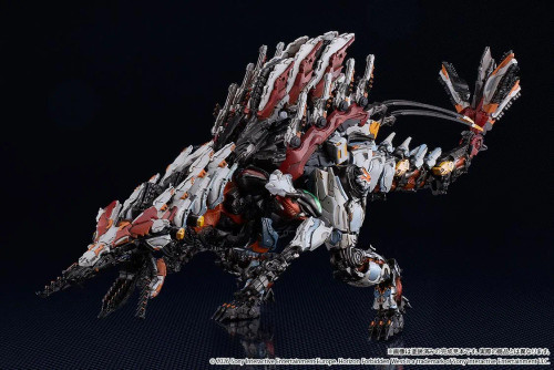 Build the Good Smile Company MODEROID “Horizon Forbidden West” Slaughterspine Model Kit from HobbyGalaxy.com  — a highly detailed mechanical kit capturing the iconic machine’s power, precision, and dynamic design for Horizon fans and model builders.