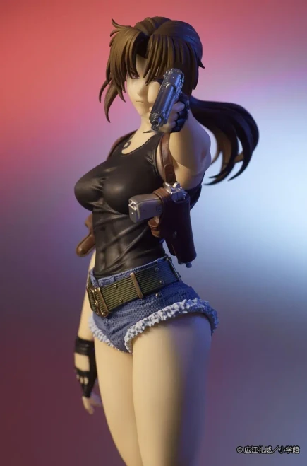 Pre-order the Black Lagoon Revy DIGSTA figure! This 175mm PVC statue features digital sculpting, her signature Sword Cutlass pistols, and an acrylic base with Rei Hiroe artwork. A must-have for Lagoon Company fans!