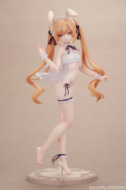 Pre-order the stunning HobbyChaton Bunny Girl Pia 1/6 scale figure illustrated by ana at HobbyGalaxy.com. Enhance your anime figure collection today!