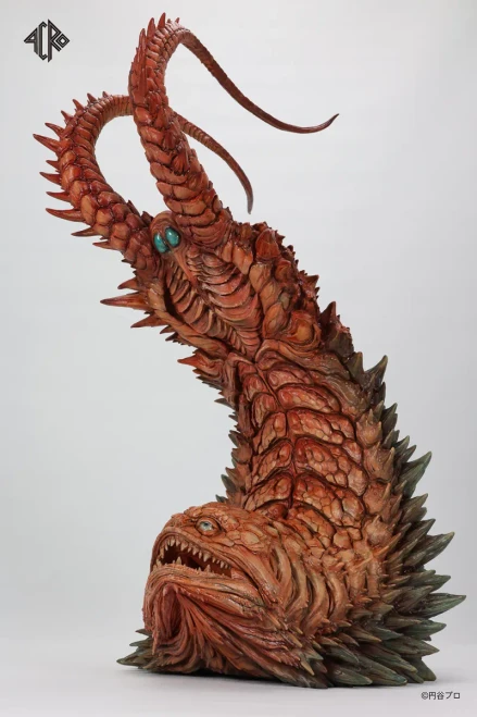 Pre-order the ACRO Kaiju Remix Series Ultraman Twin Tail vinyl collectible figure at HobbyGalaxy.com. Highly detailed designer monster statue.